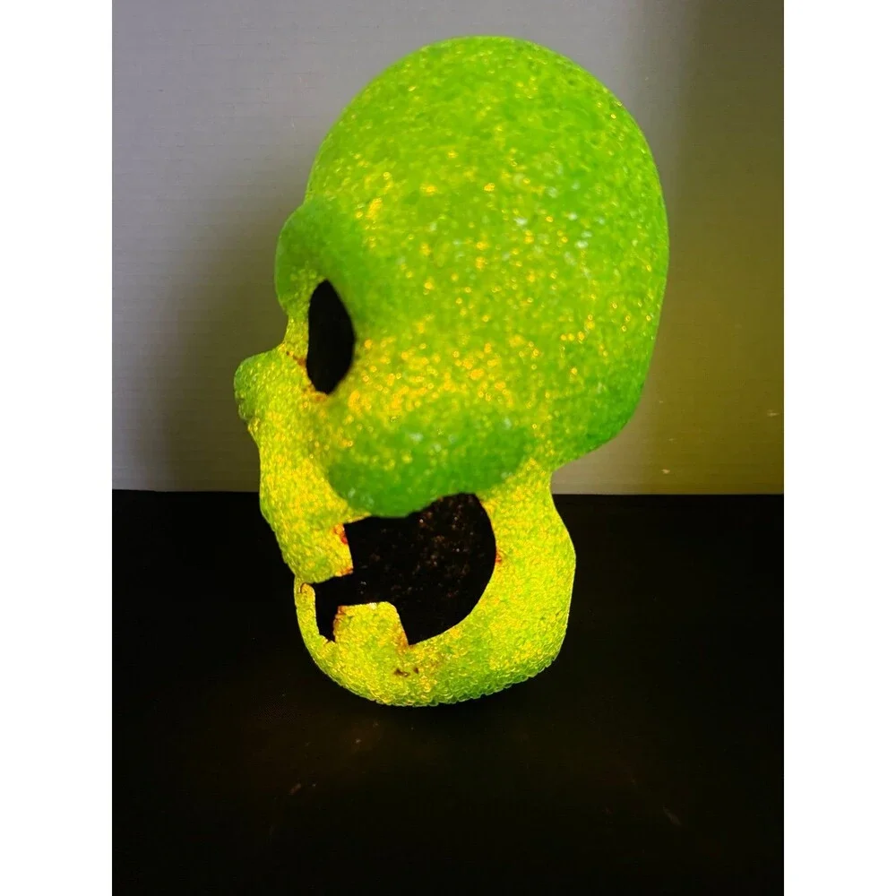 Melted Plastic Light - Green Skull - Halloween - Tested Works -